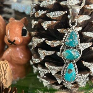 925 Sterling White water turquoise necklace